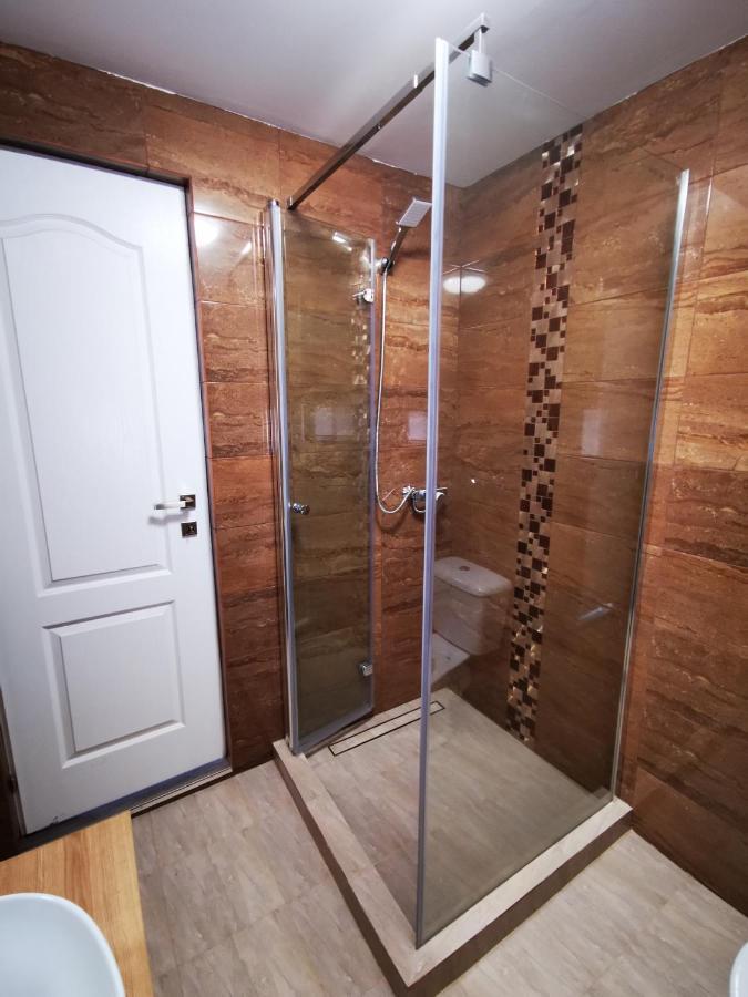 Отель Pixxel House Моечиу-де-Сус Экстерьер фото